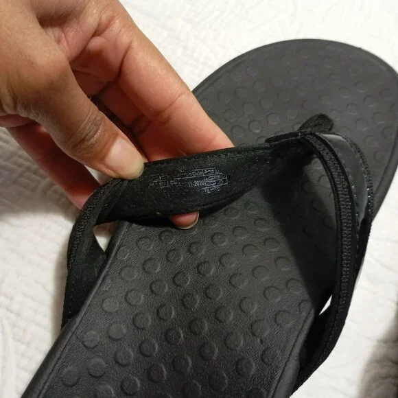 Vionic Womens Black Flip Flop Sandals With Comfort Soles Size 8 - Picture 8 of 9
